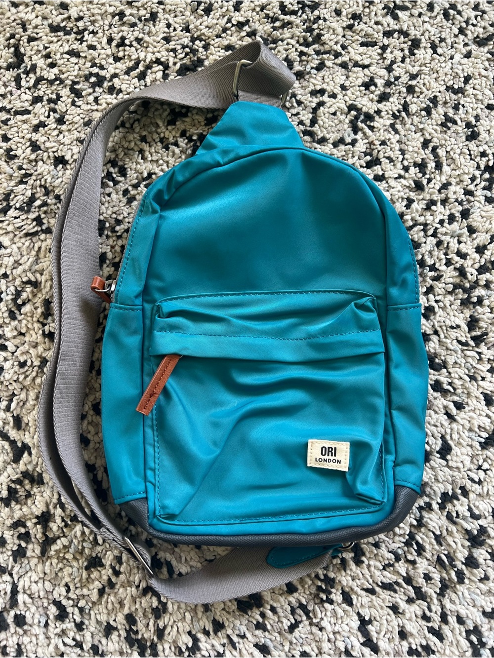 ORI London Crossbody Sling Bag Blue Backpack Style Zip Pockets
